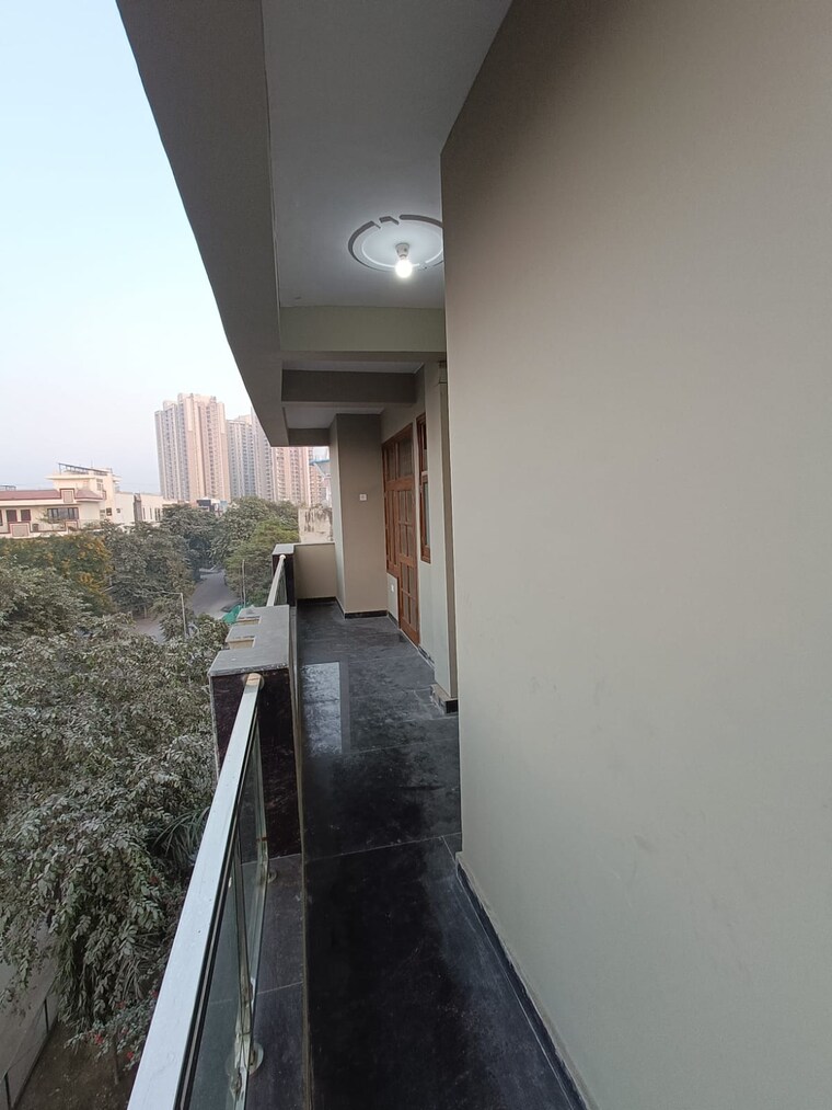 undefined, sector 70 Pg For Boys & Girls In Sector 70 9721143