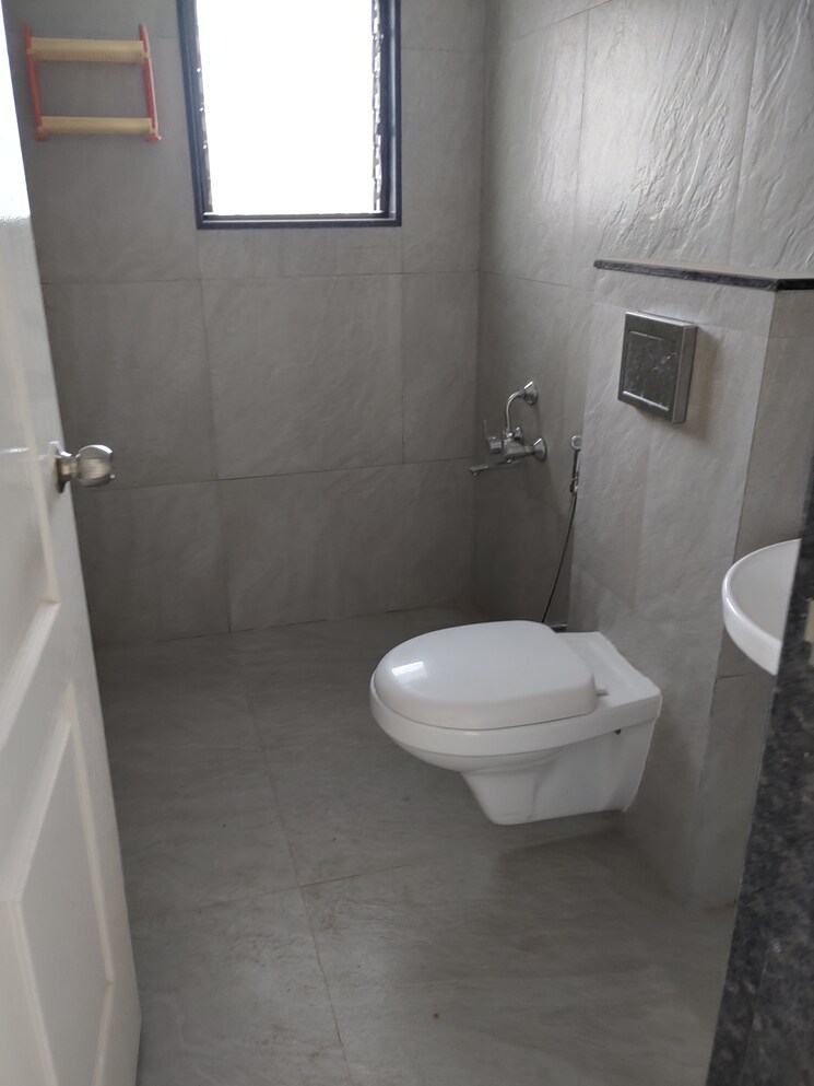 Bathroom, ganga-legend 3 Bedroom 1500 Sq.Ft. Apartment In Bavdhan Pune 9721142