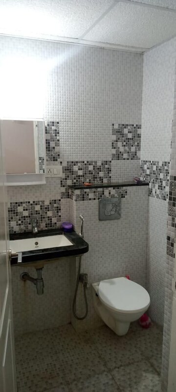 Master Bedroom in 2 BHK Apartment at Kadamba Plateau – for Rent