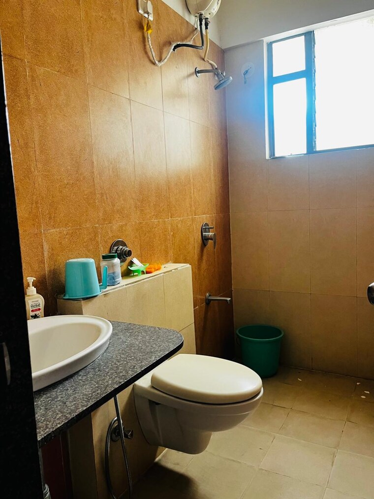 Bathroom, kolte-patil-life-republic-penthouses 4 Bedroom 3350 Sq.Ft. Penthouse In Hinjewadi Pune 9721209