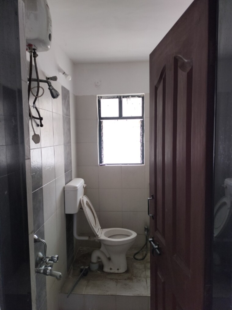 Bathroom, rk-lunkad-nisarg-nirmiti 3 Bedroom 1259 Sq.Ft. Apartment In Pimple Saudagar Pune 9721258