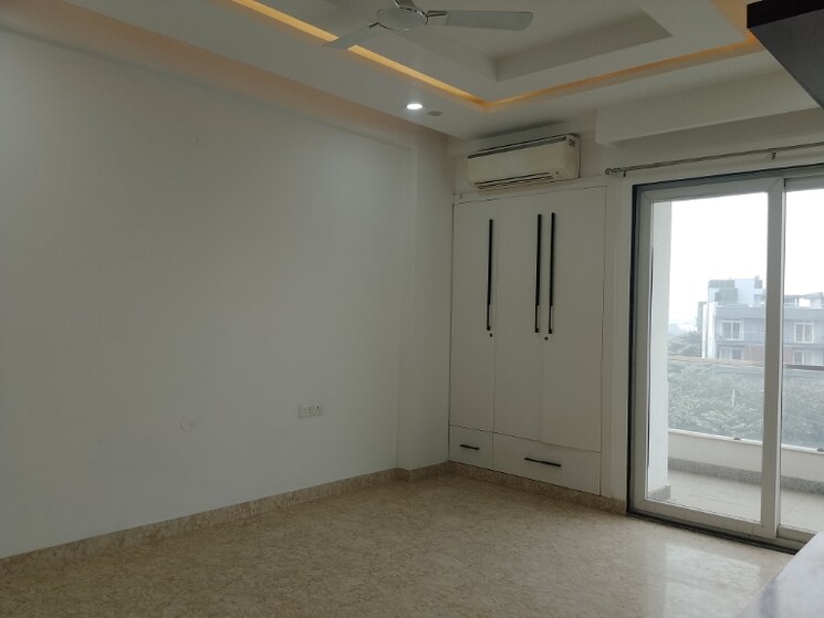 Room, emaar-mgf-emerald-hills 3.5 Bedroom 2000 Sq.Ft. Builder Floor In Sector 65 Gurgaon 9721244