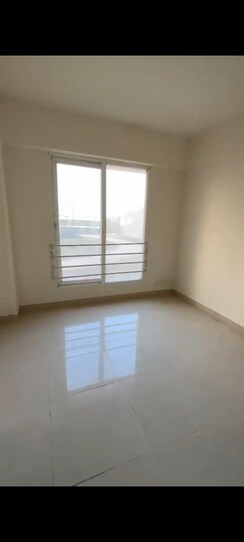 2 BHK Apartment For Sale in Signature The Serenas