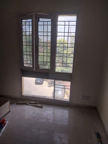 Room in 1 RK Villa at Habitat 44, Sector 44 – for Rent