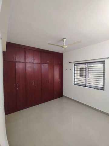 Room in 3 BHK Apartment at Jains Carlton Creek, Manikonda – for Rent