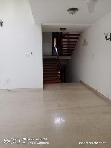 Room in 4 BHK Villa at Windmills of Your Mind, Whitefield – for Sale