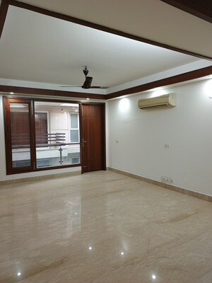 4 BHK Builder Floor For Rent in Maharani Bagh