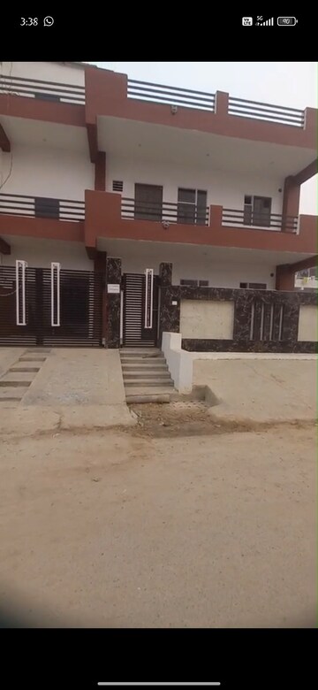 5 BHK Independent House For Sale in BPTP Parkland, Sector 75