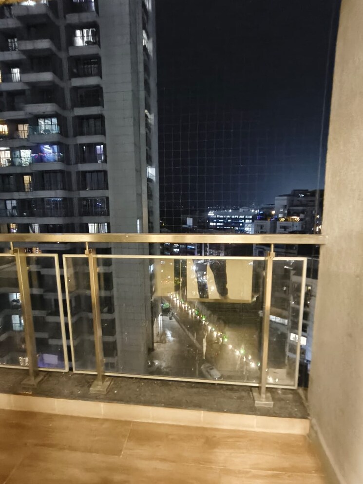 Balcony, rustomjee-ozone 3 Bedroom 1000 Sq.Ft. Apartment In Goregaon West Mumbai 9721355