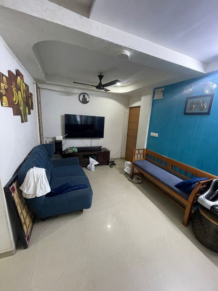 Living Room, thaltej shilaj road 3 Bedroom 1800 Sq.Ft. Apartment In Thaltej Shilaj Road Ahmedabad 9721425