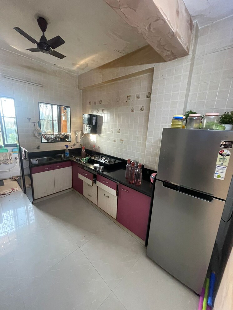 Kitchen, thaltej shilaj road 3 Bedroom 1800 Sq.Ft. Apartment In Thaltej Shilaj Road Ahmedabad 9721425