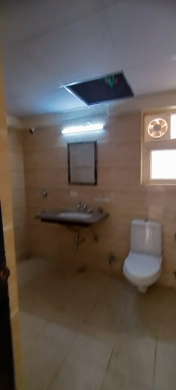 Bathroom in 4 BHK Apartment at Ansal Crown Heights, Sector 80 – for Rent