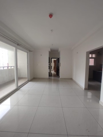 Building Lobby in 3.5 BHK Apartment at Prestige Lakeside Habitat, Varthur – for Rent