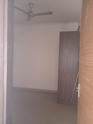 Room in 3 BHK Apartment at Saviour Green Arch, Tech Zone 4 Greater Noida – for Sale