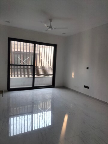 Kitchen in 3 BHK Apartment at Fair Alide Apartment, Cunningham Road – for Rent