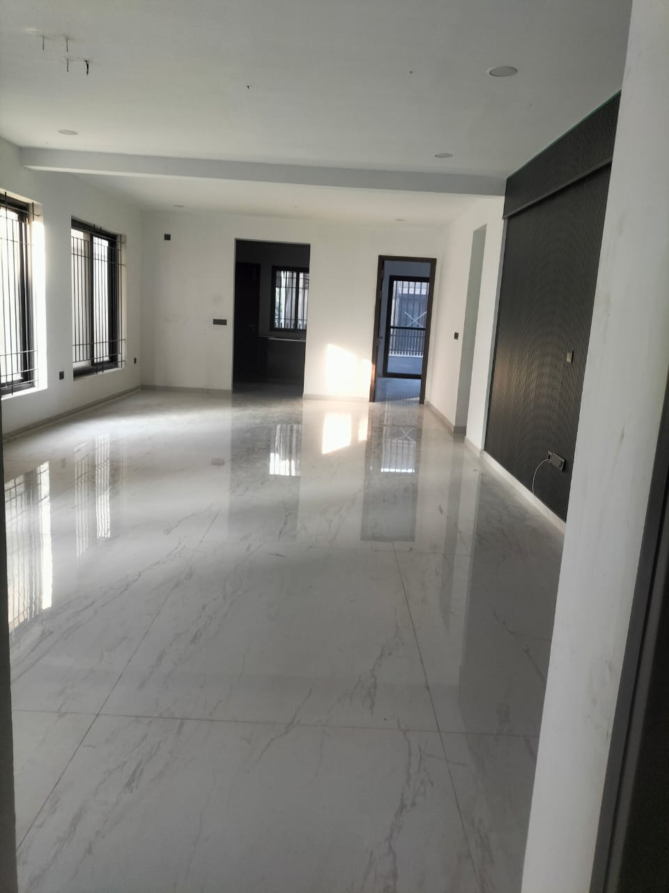 3 BHK + Servant Room Apartment For Rent in Fair Alide Apartment