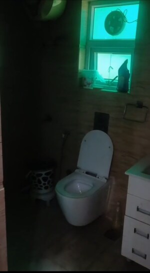 Bathroom in 3.5 BHK Builder Floor at BPTP Park 81, Sector 81 – for Rent