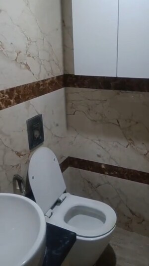 Bathroom in 3.5 BHK Builder Floor at BPTP Park 81, Sector 81 – for Rent