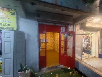  Shop For Rent in Bandra West