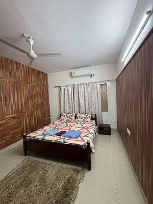 Bedroom in 3 BHK Villa at Alpine Manor, Mg Road – for Rent