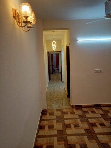 Room in 1 BHK Builder Floor at Panchsheel Enclave – for Rent