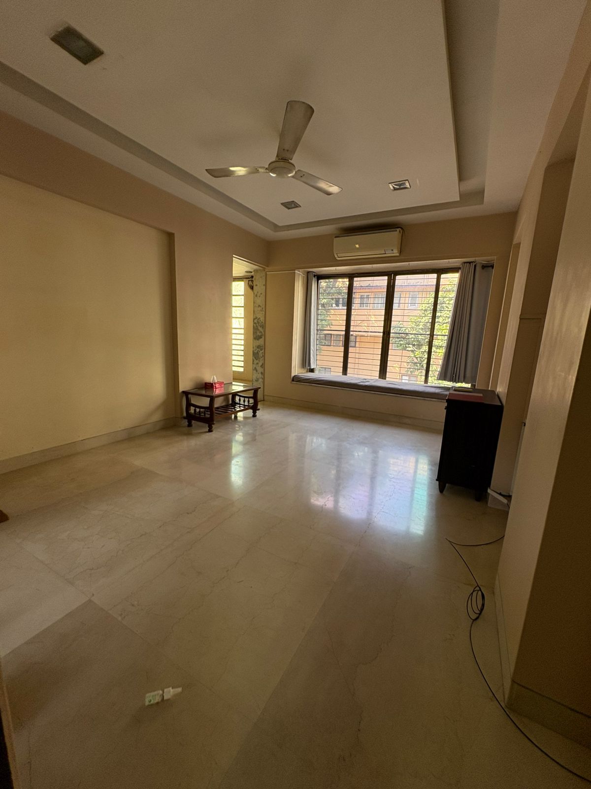 2 BHK Apartment For Rent in Heritage Apartments Bandra