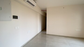 Room in 2 BHK Apartment at Piramal Vaikunth, Balkum Pada – for Sale