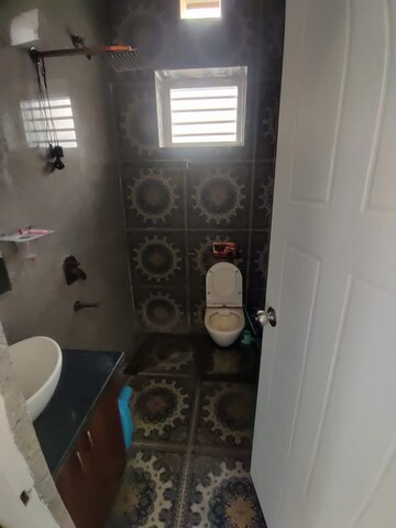 Furnished Amenities in 3 BHK Builder Floor at Patel Nagar – for Sale