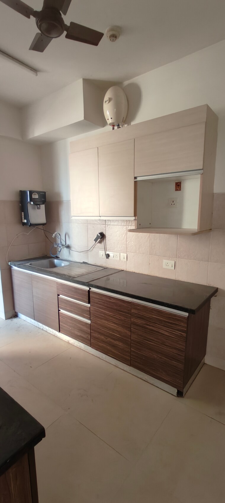 Kitchen, conscient-heritage-one 4 Bedroom 2390 Sq.Ft. Apartment In Sector 62 Gurgaon 9721636