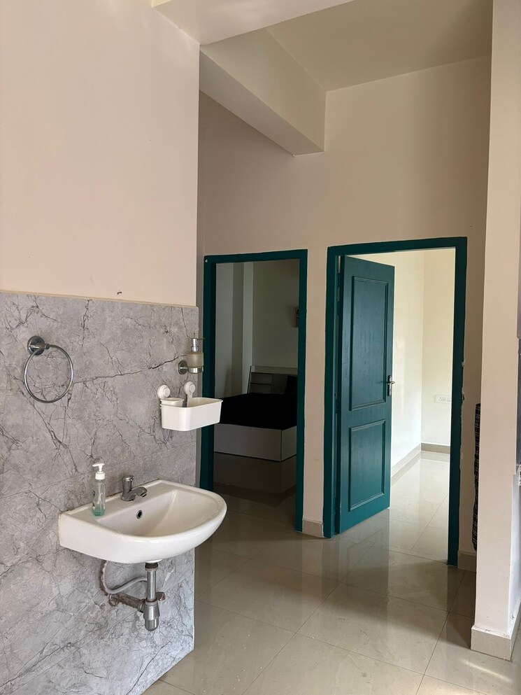 Bathroom, 6 mile 3 Bedroom 1350 Sq.Ft. Builder Floor In 6 Mile Guwahati 9721642