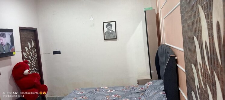 Room, rajajipuram 5 Bedroom 4500 Sq.Ft. Villa In Rajajipuram Lucknow 9721661