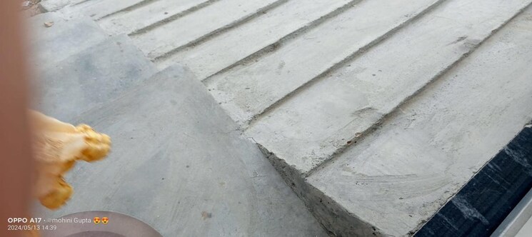 Balcony, rajajipuram 5 Bedroom 4500 Sq.Ft. Villa In Rajajipuram Lucknow 9721661