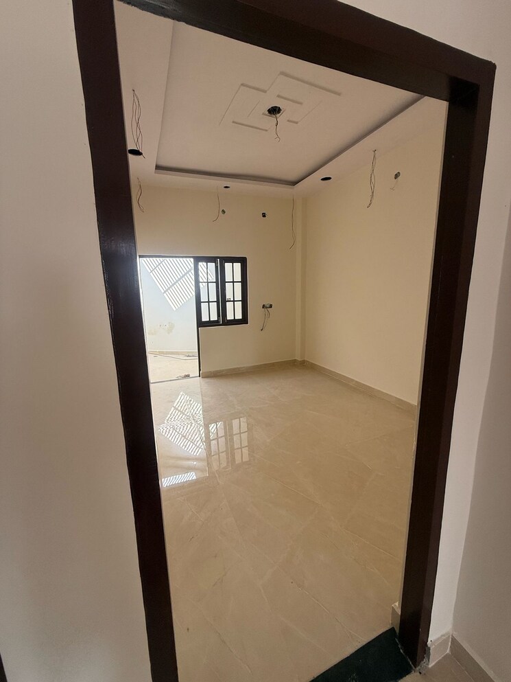 Bathroom, rajajipuram 5 Bedroom 4500 Sq.Ft. Villa In Rajajipuram Lucknow 9721661