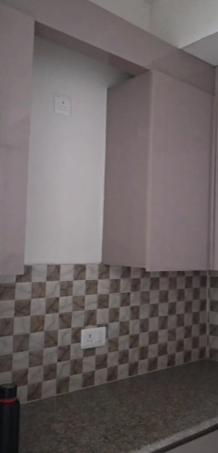 Bathroom, mahagun-mantra-i 2 Bedroom 1125 Sq.Ft. Apartment In Sector 10 Greater Noida Greater Noida 9721647