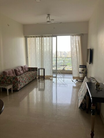 2 BHK Apartment For Rent in Ashok Towers, Parel