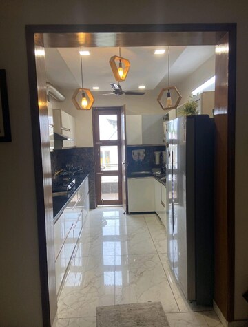 Bathroom in 3 BHK Builder Floor at DLF Centre Point, Sector 11 – for Sale