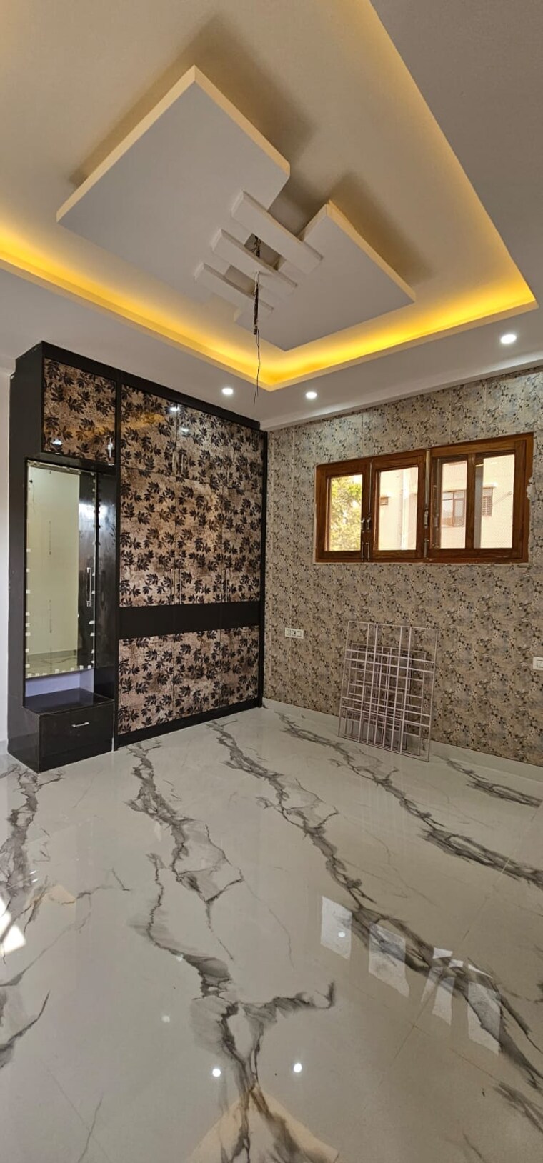 Living Room, gms road 4 Bedroom 2000 Sq.Ft. Builder Floor In Gms Road Dehradun 9721696