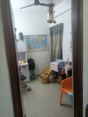 2.5 BHK Apartment For Rent in Ajnara Le Garden, Sector 16b Greater Noida