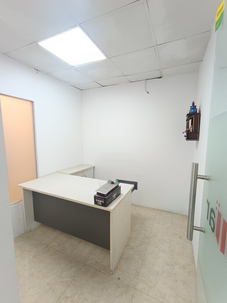 Floor Plan, sector 2 Commercial Office Space 300 Sq.Ft. In Sector 2 Noida 9721758