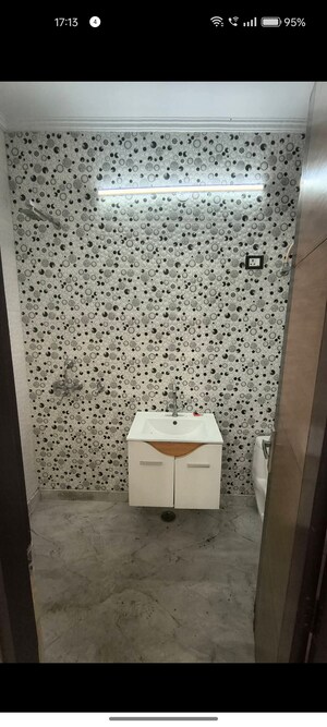 Bathroom in 3 BHK Apartment at BPTP Park Grandeura, Sector 82 – for Rent