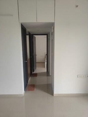 Room in 1 BHK Apartment at Shapoorji Pallonji Joyville, Virar West – for Rent