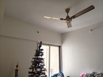 Furnished Amenities in 2 BHK Apartment at Yashraj Park CHS, Kasarvadavali – for Rent