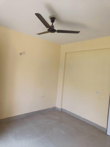 2 BHK Apartment For Rent in Vatika City Homes, Sector 83