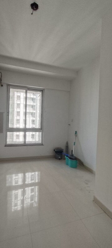 1 BHK Apartment For Rent in Puranik Rumah Bali, Ghodbunder Road