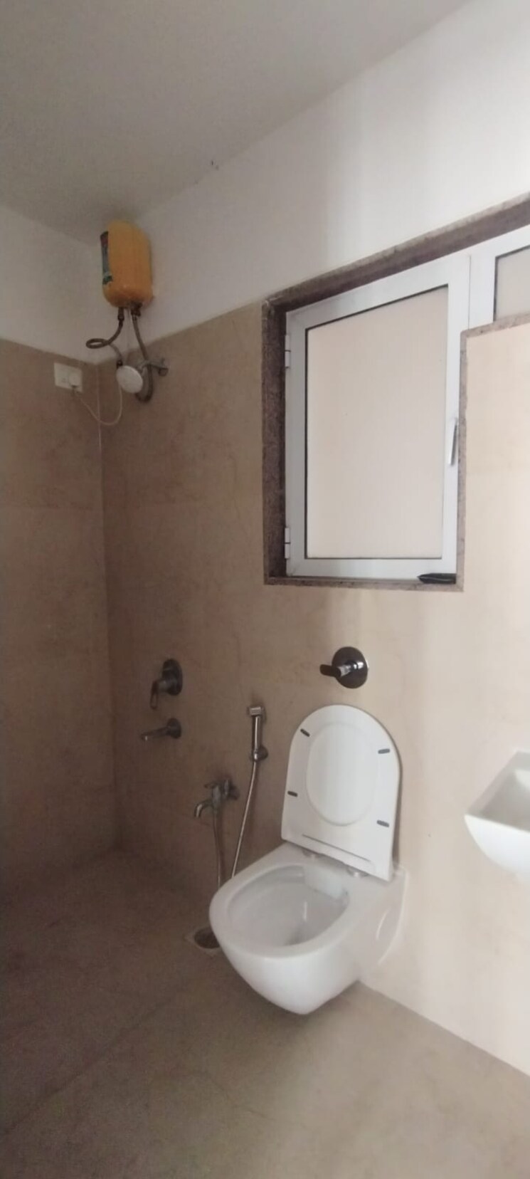 Bathroom, puranik-rumah-bali 1 Bedroom 425 Sq.Ft. Apartment In Ghodbunder Road Thane 9721859