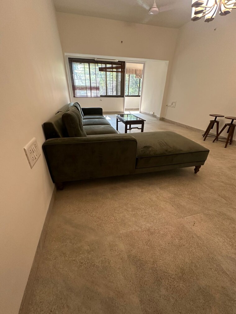 Living Room, metropolitan-chs 2 Bedroom 1200 Sq.Ft. Apartment In Pali Hill Mumbai 9721864