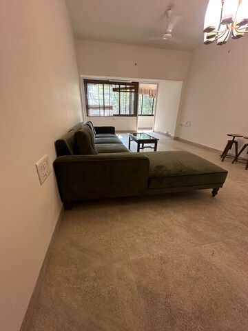 Living Room in 2 BHK Apartment at Metropolitan CHS, Pali Hill – for Rent