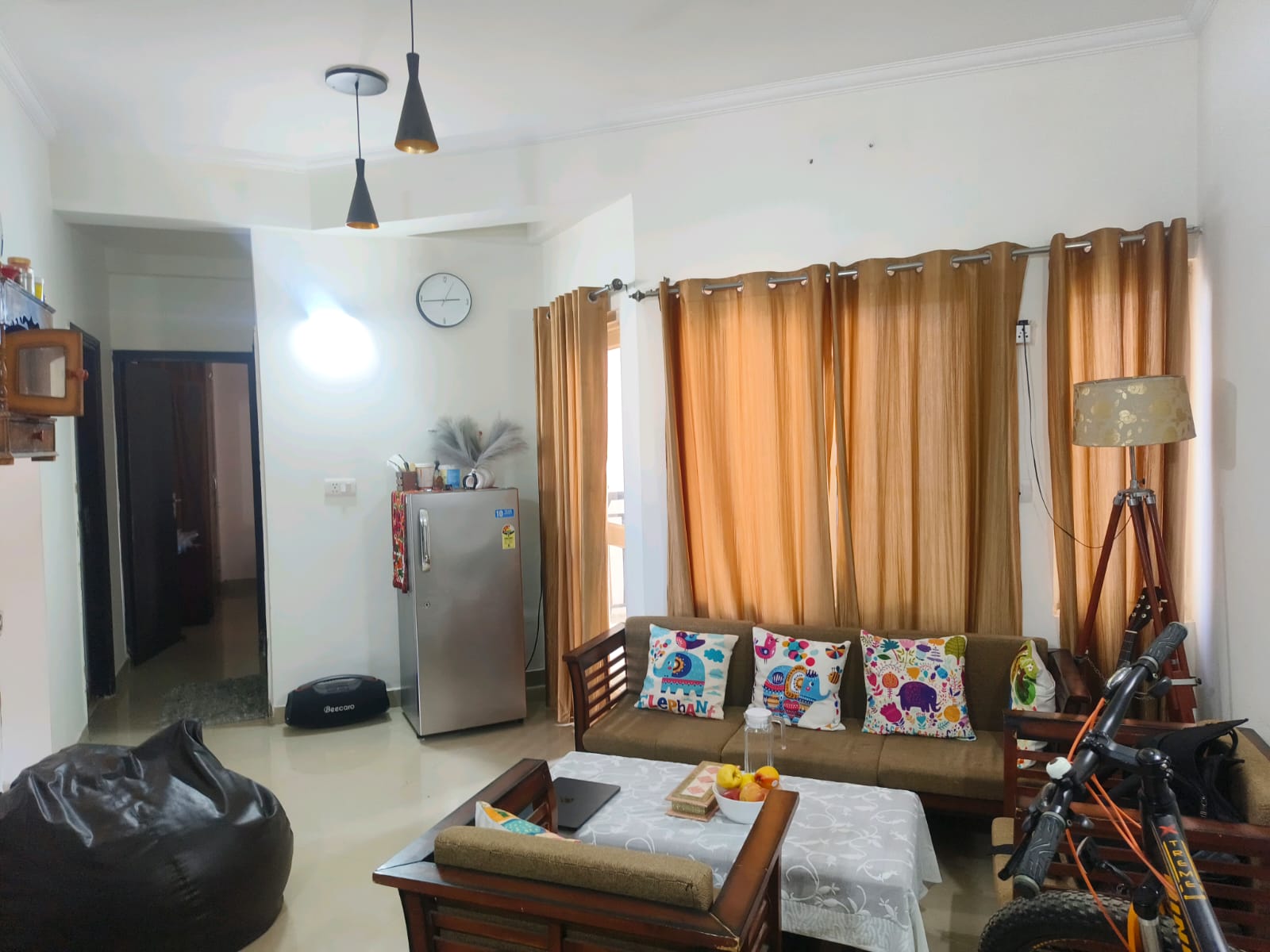 3 BHK + Servant Room Apartment For Rent in Antriksh Height 