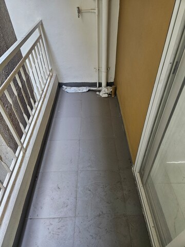 Balcony in 1 BHK Apartment at Wadarvadi – for Rent