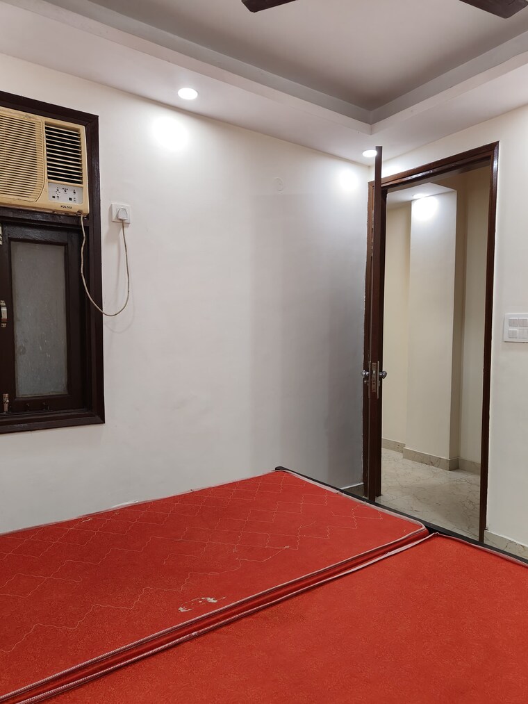Room, neb sarai 2 Bedroom 850 Sq.Ft. Builder Floor In Neb Sarai Delhi 9721917
